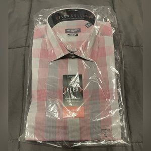 Van Heusen extra slim size medium NWT button down shirt
